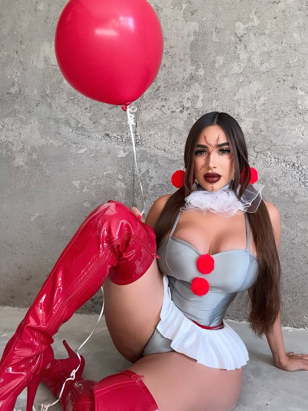 Exclusive Killer Clown