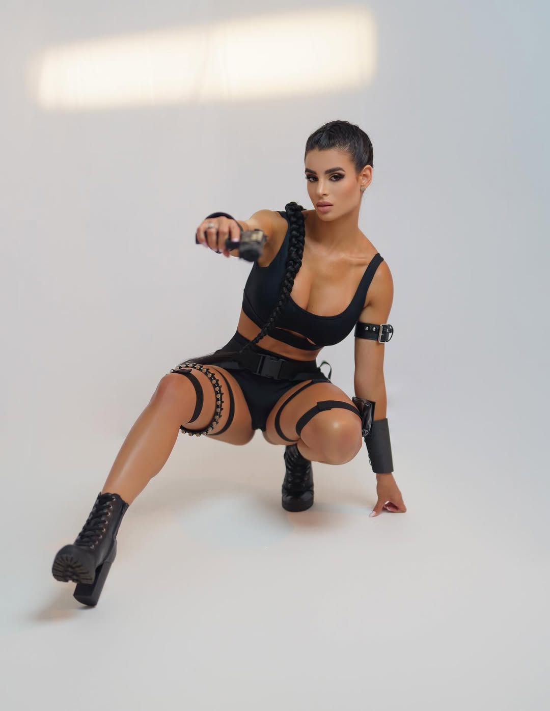 Exclusive Tempting Tomb Hunter Costume