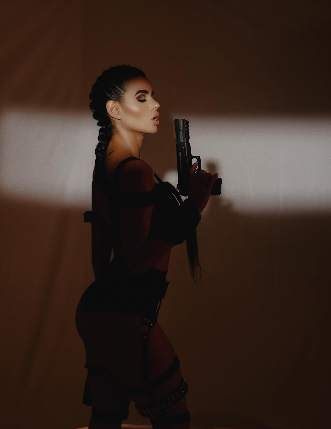 Exclusive Tempting Tomb Hunter Costume