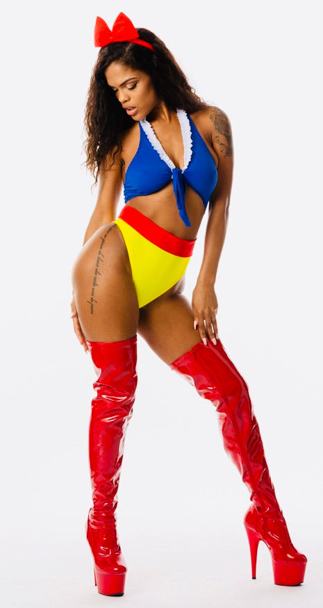 Exclusive Playthings So Spoiled Snow